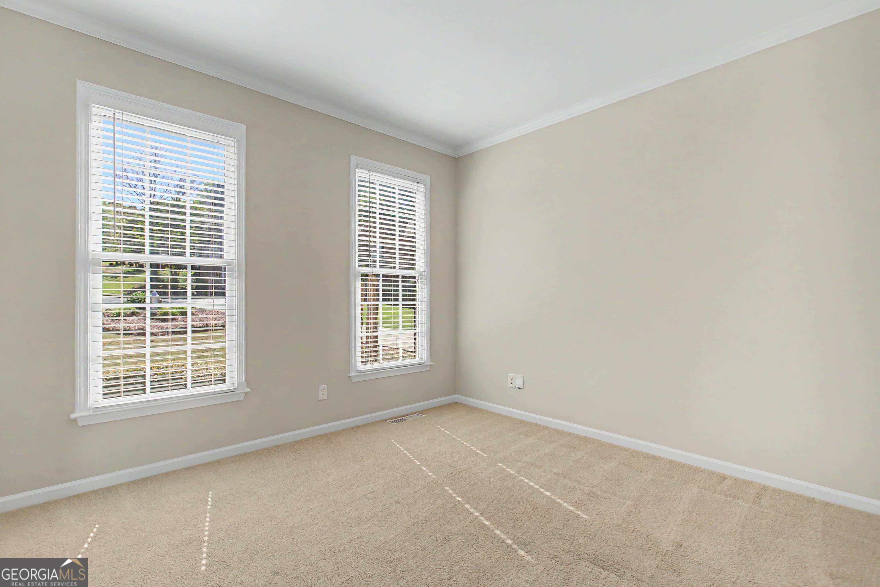 1660 Archmont Circle