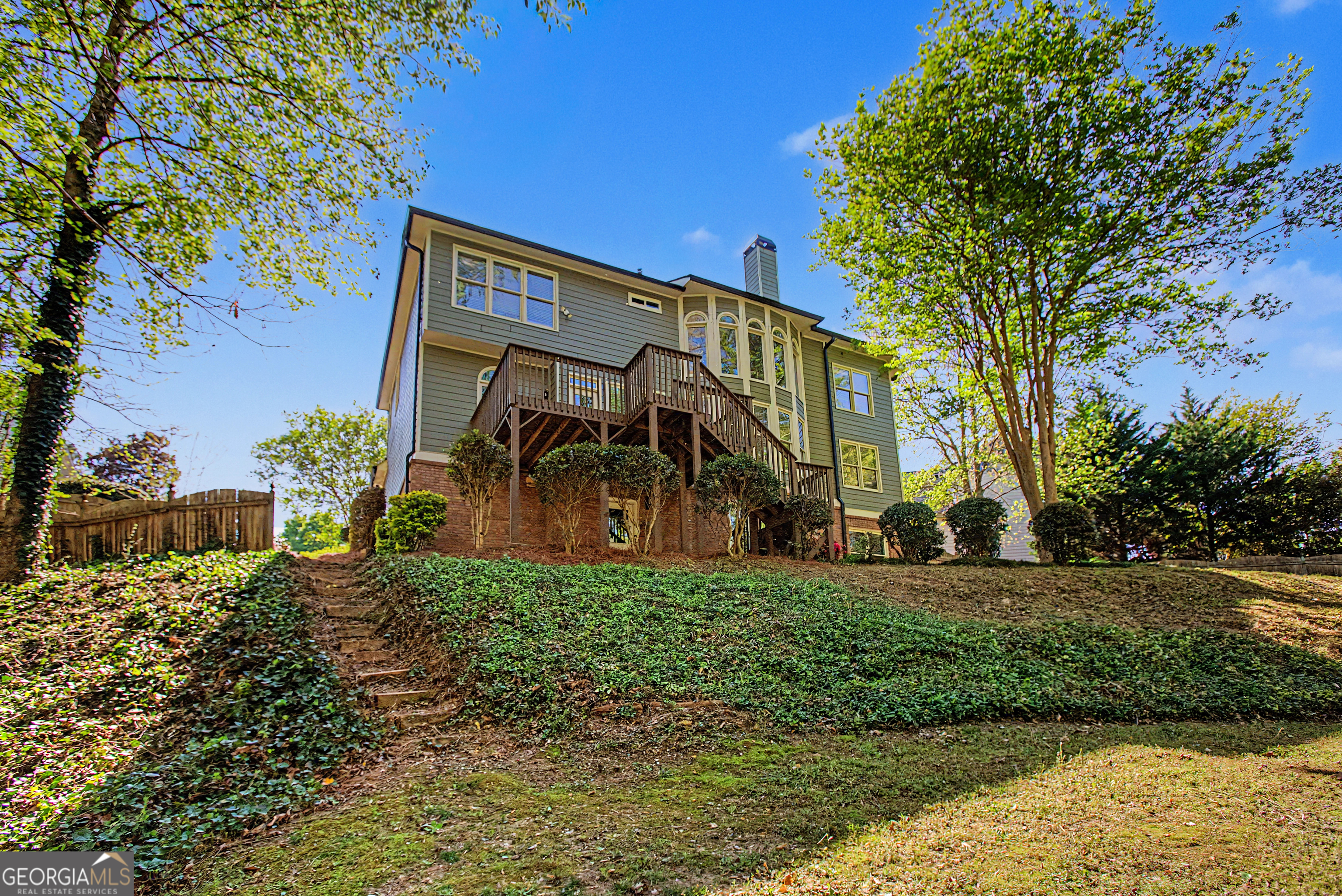 1660 Archmont Circle