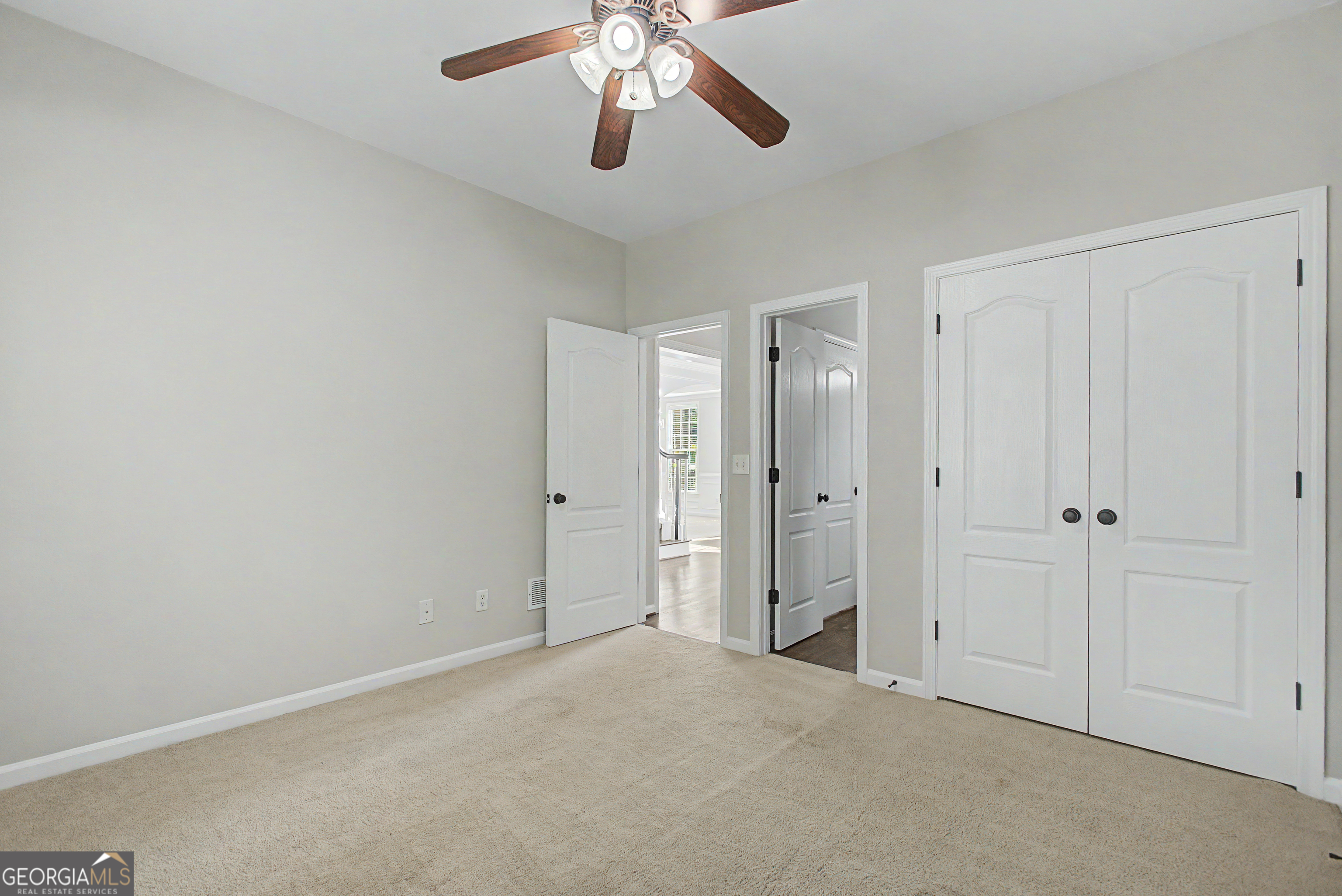 1660 Archmont Circle