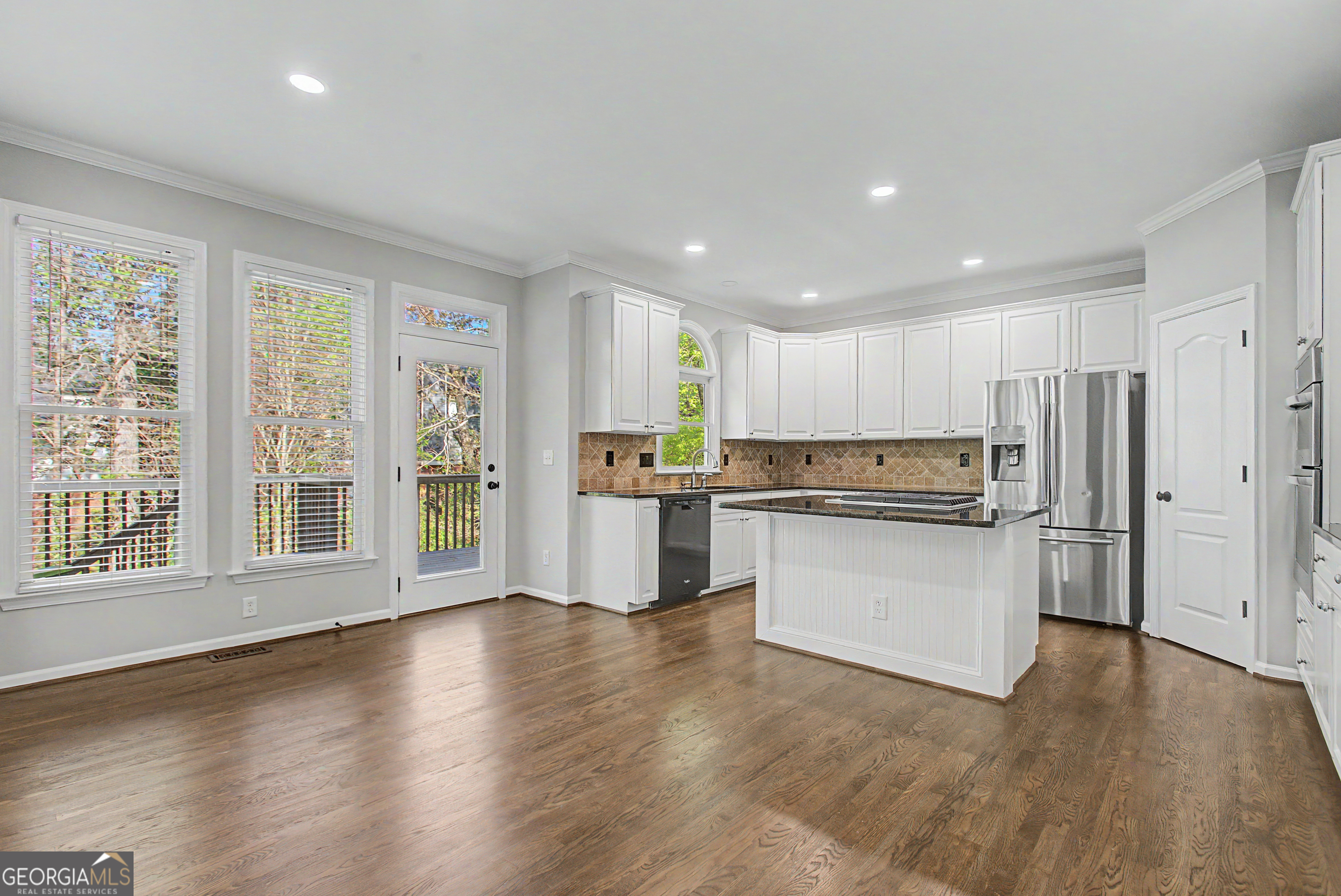 1660 Archmont Circle