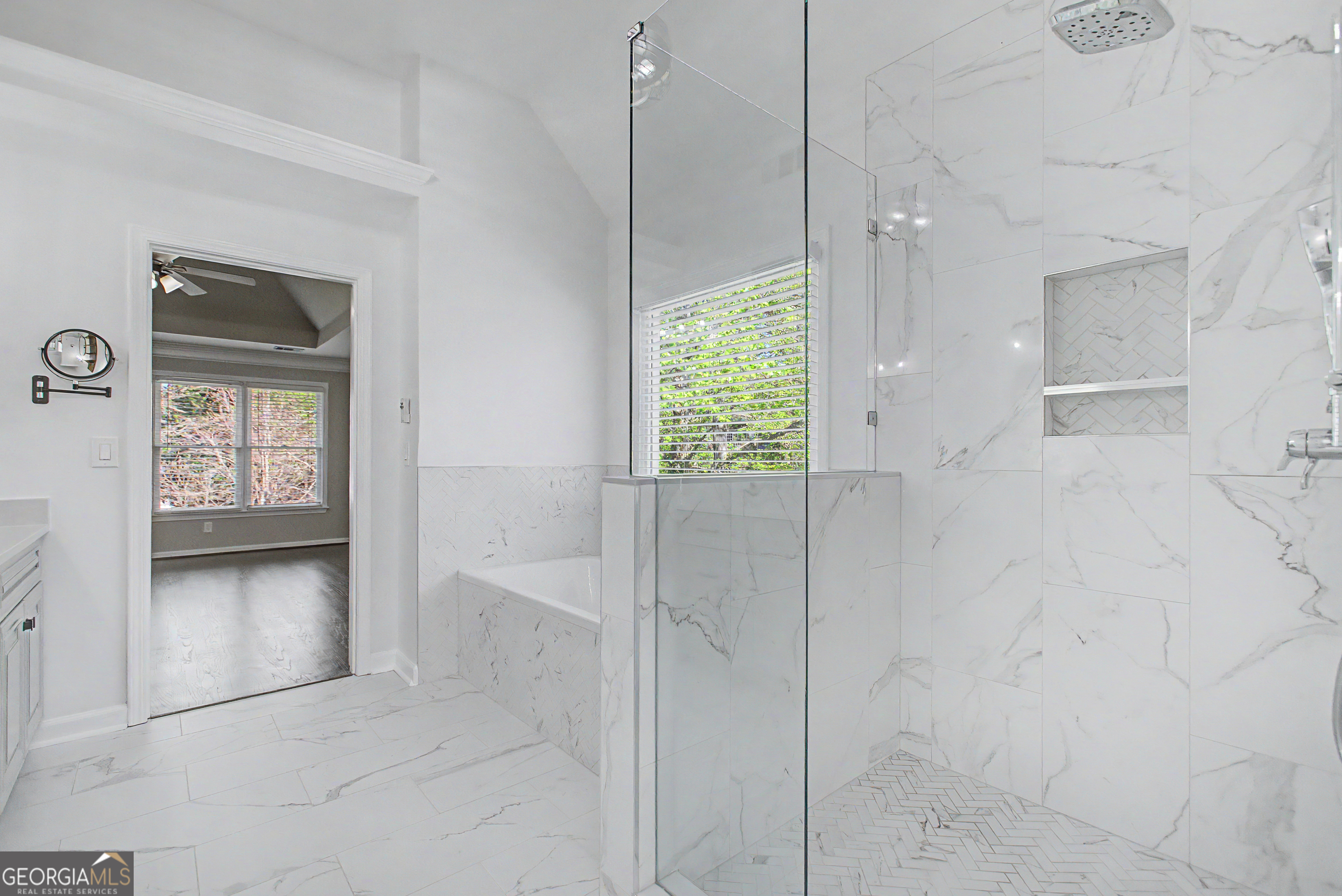 1660 Archmont Circle