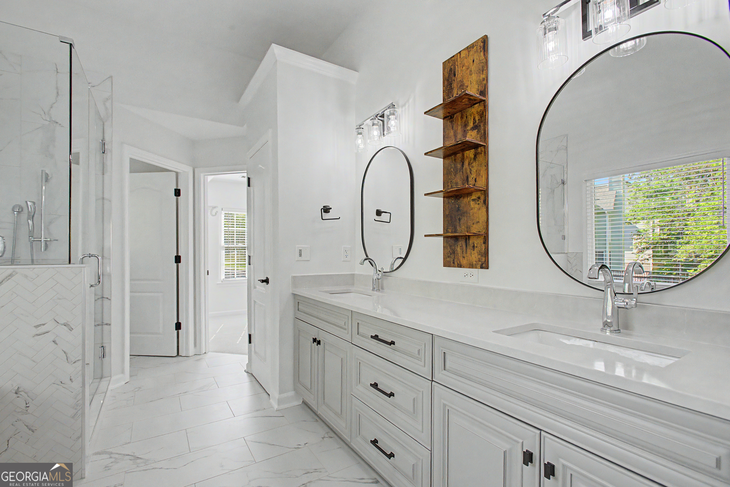 1660 Archmont Circle