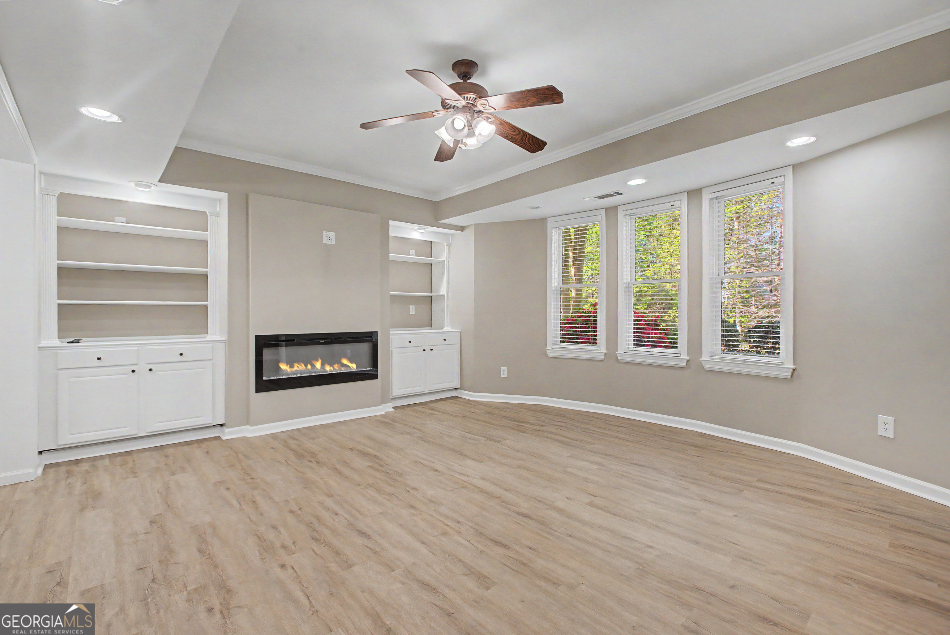 1660 Archmont Circle