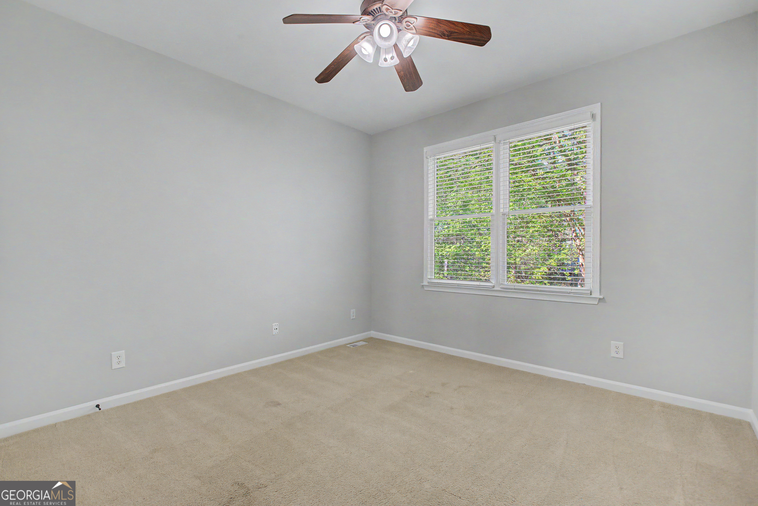 1660 Archmont Circle