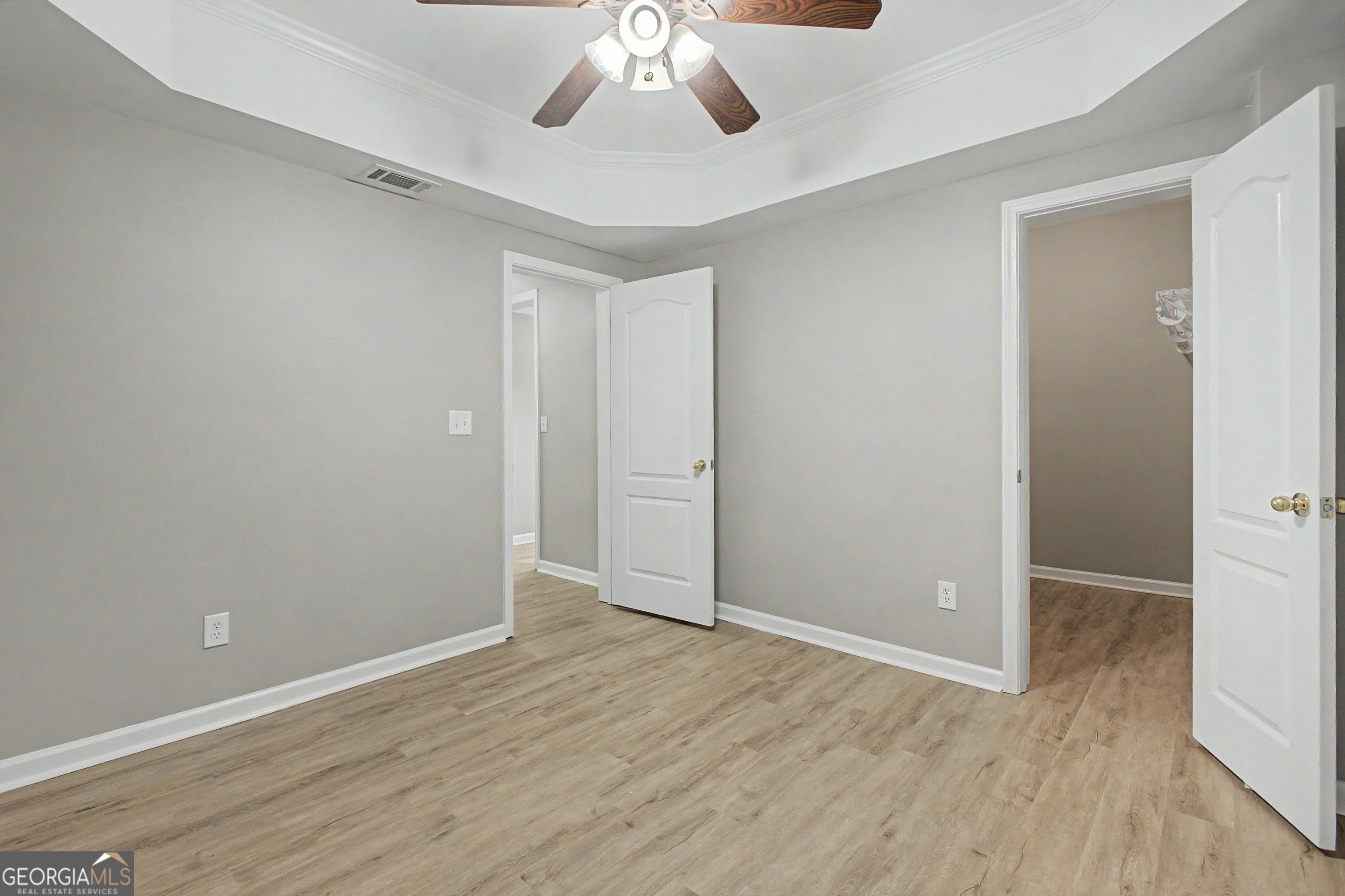 1660 Archmont Circle