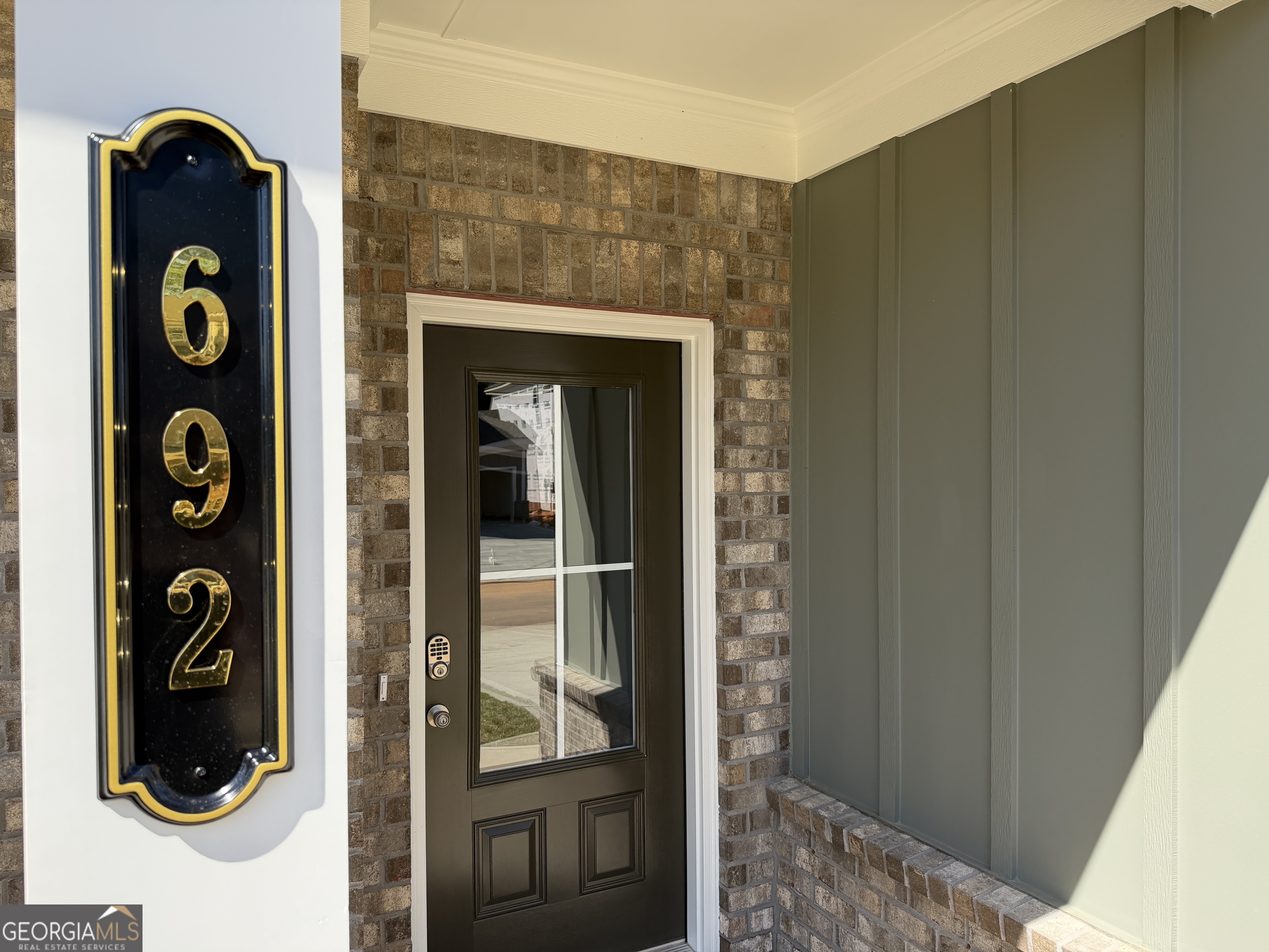 692 Secret Garden Lane
