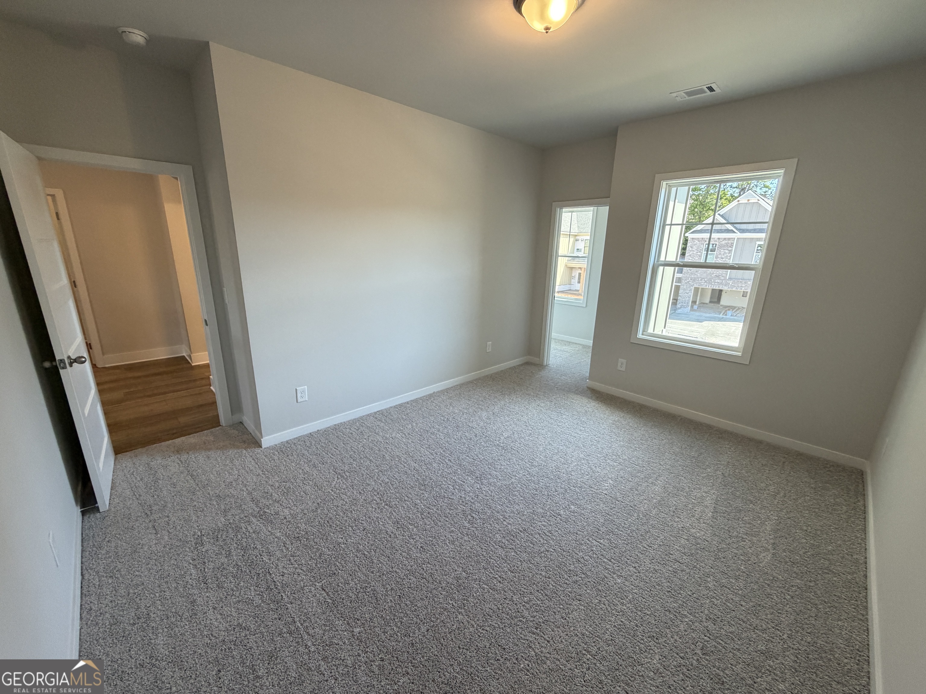 692 Secret Garden Lane