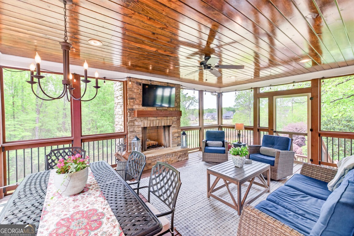 979 Old Forge Lane