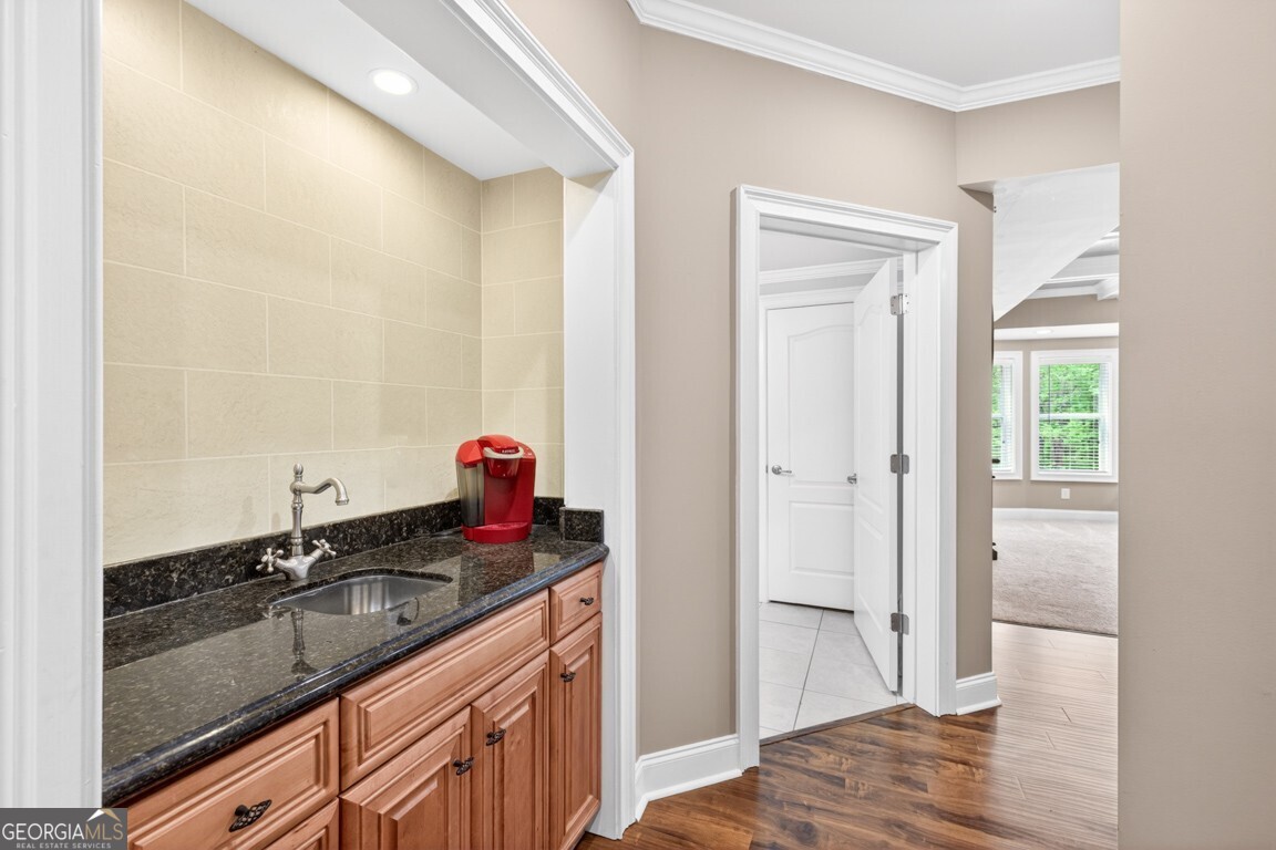 979 Old Forge Lane