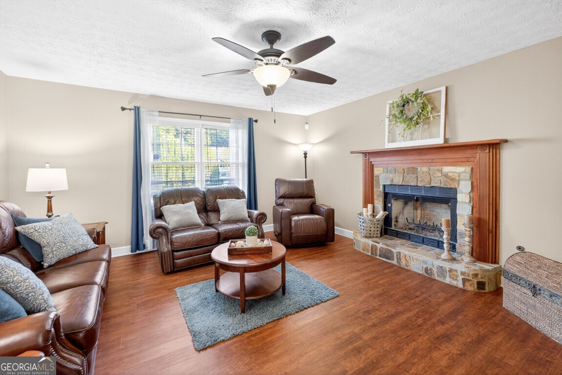 1440 Chalet Circle