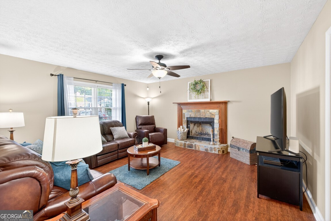 1440 Chalet Circle