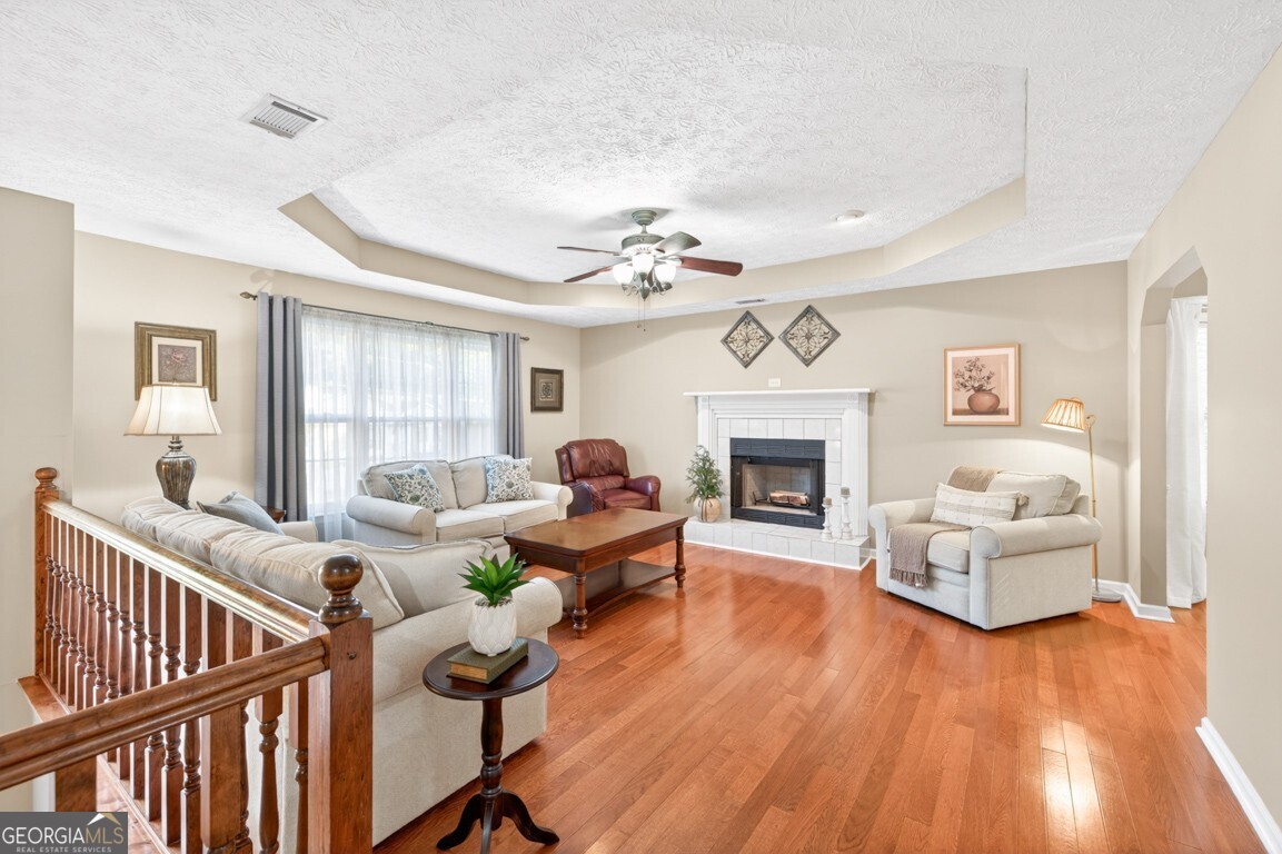 1440 Chalet Circle