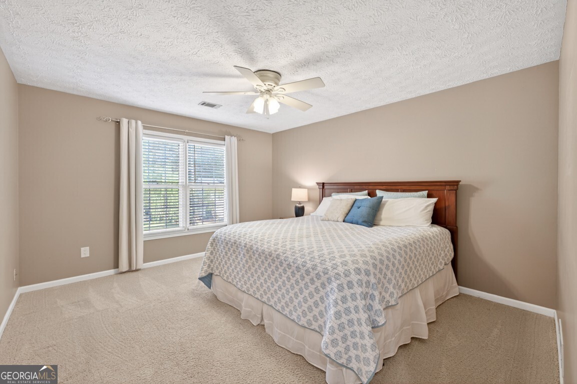 1440 Chalet Circle