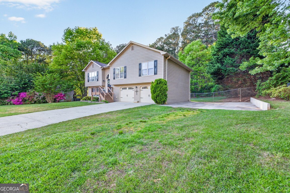 1440 Chalet Circle