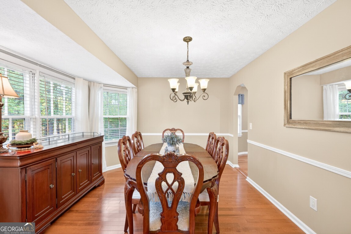 1440 Chalet Circle