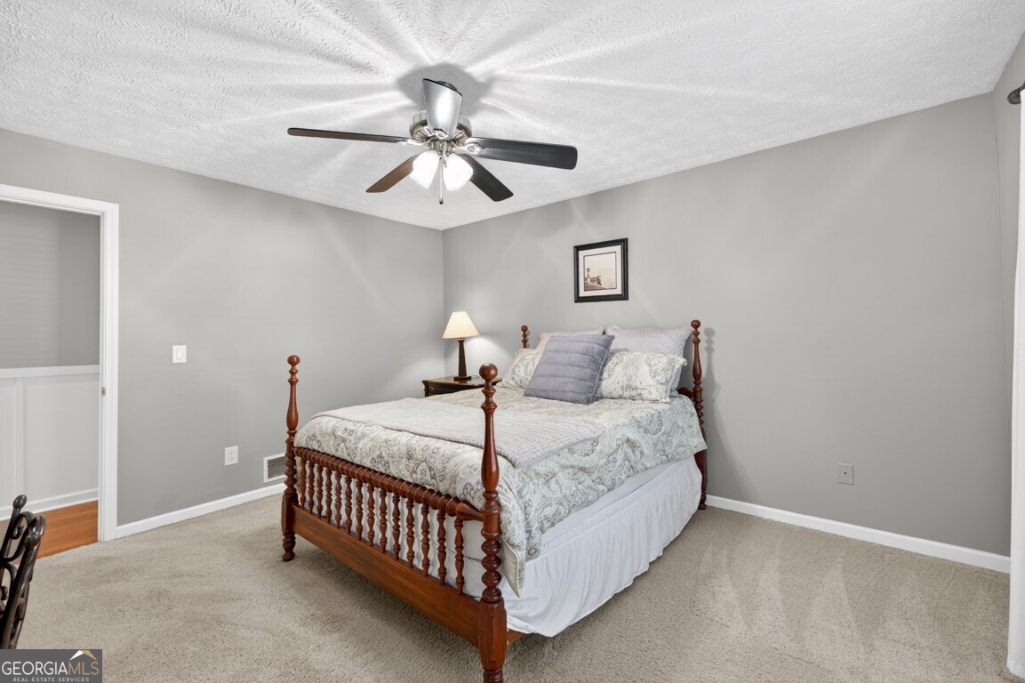 1440 Chalet Circle