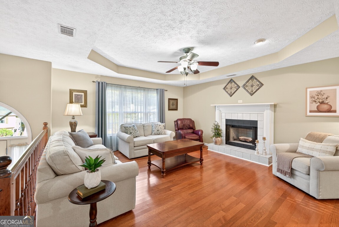 1440 Chalet Circle