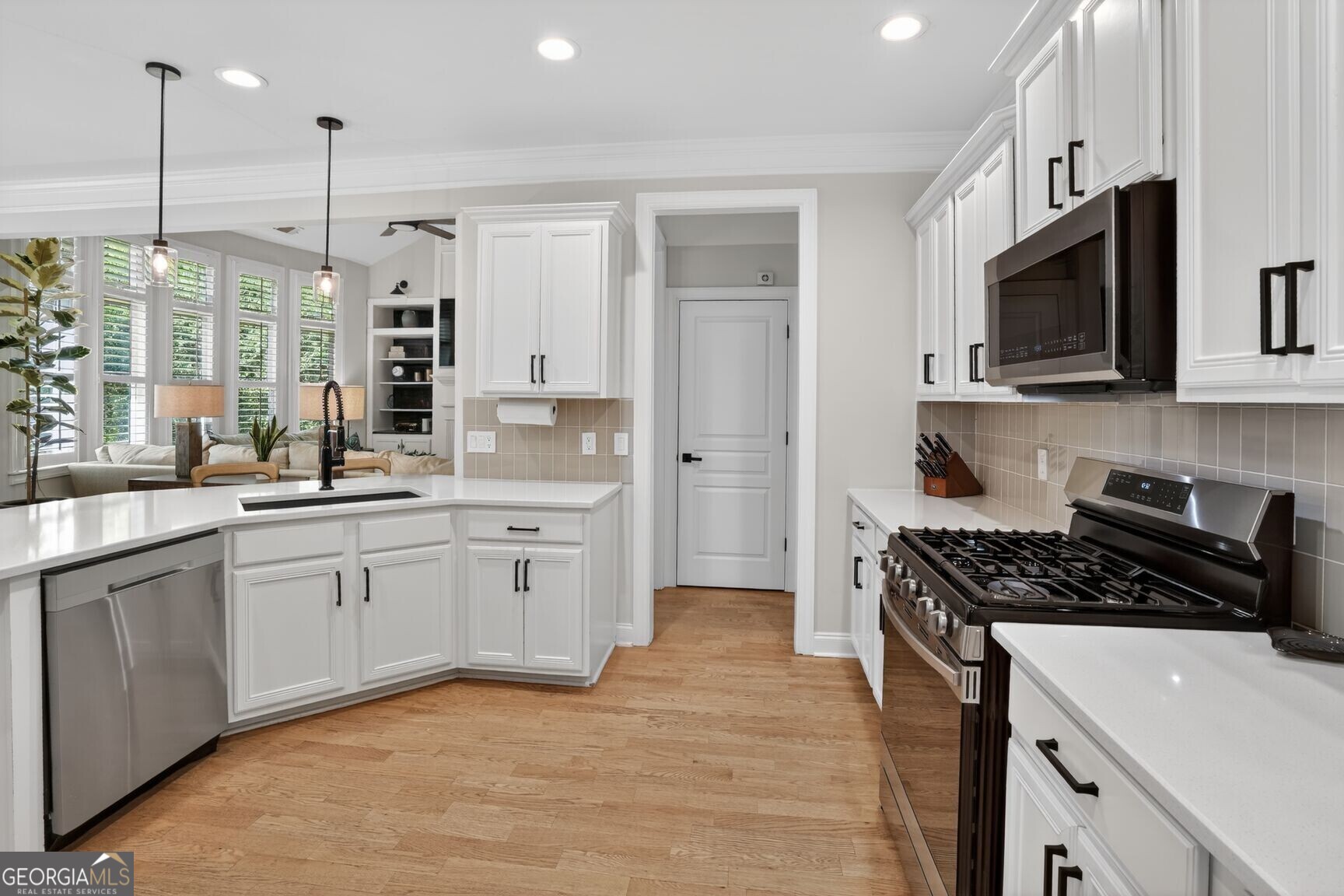 8230 Gracen Drive