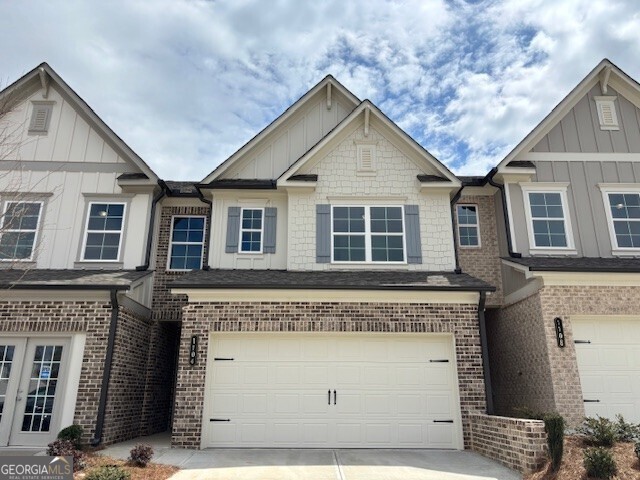 1104 Bartlett Trace