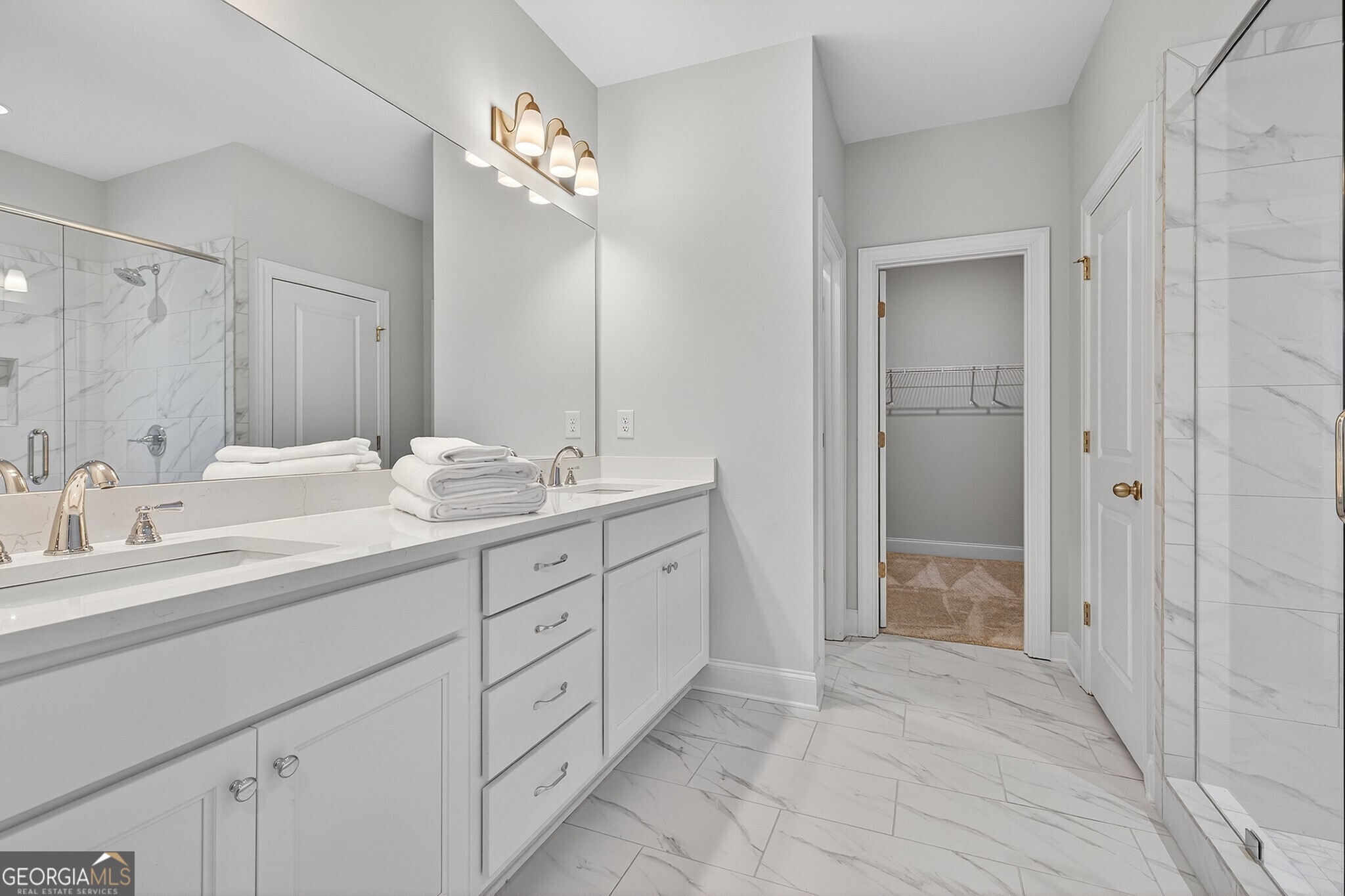5667 Evelyn Lane