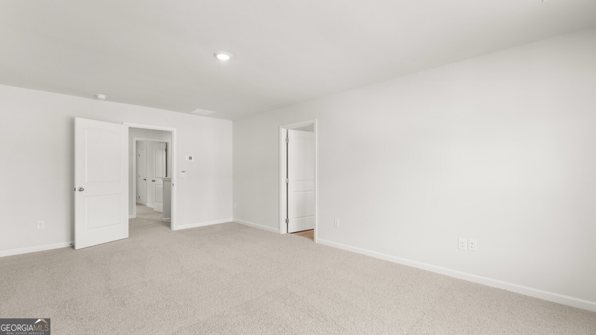 1391 Lincoln Lane