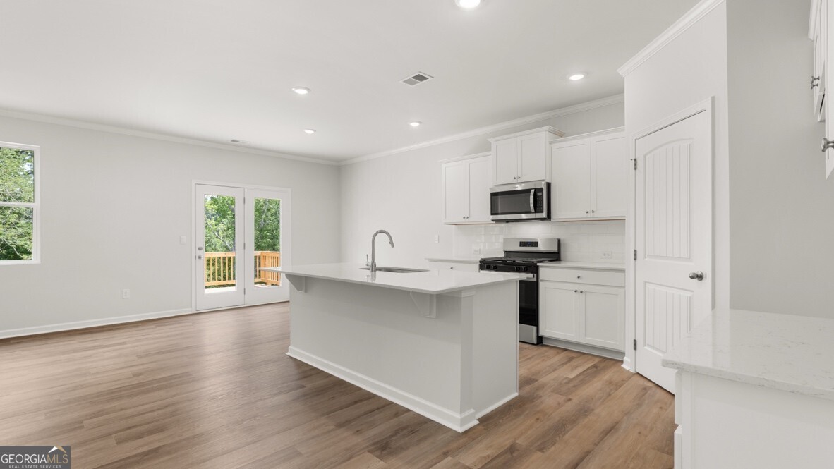 1391 Lincoln Lane