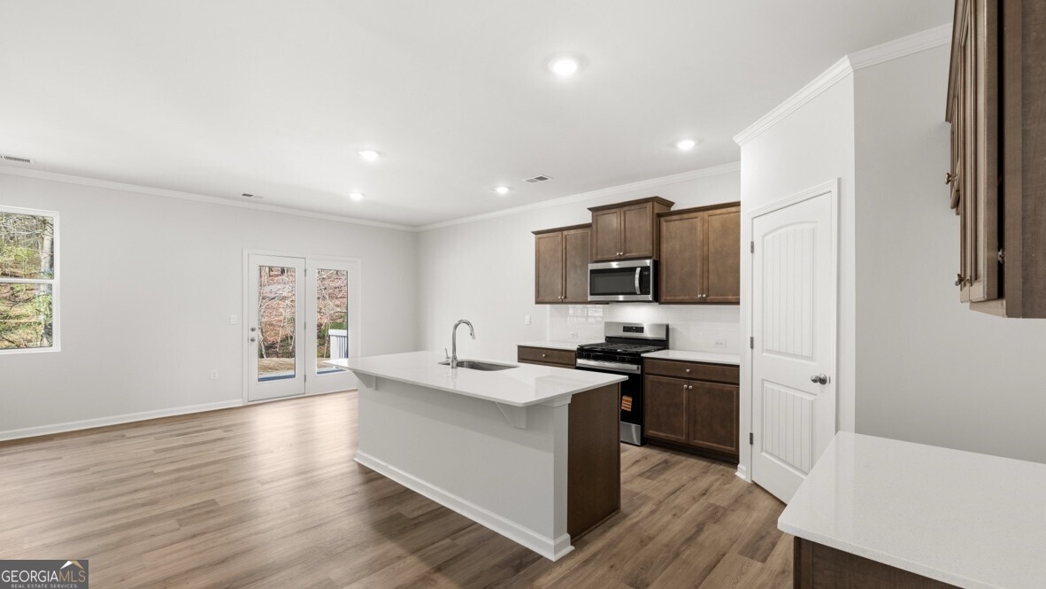 1391 Lincoln Lane