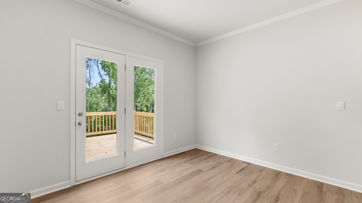 1391 Lincoln Lane