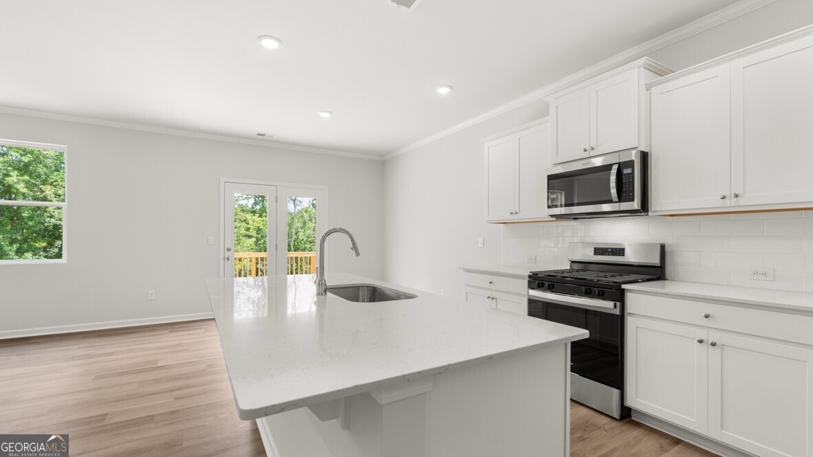 1391 Lincoln Lane