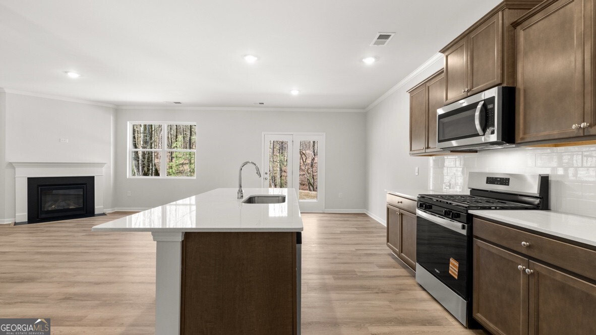 1391 Lincoln Lane