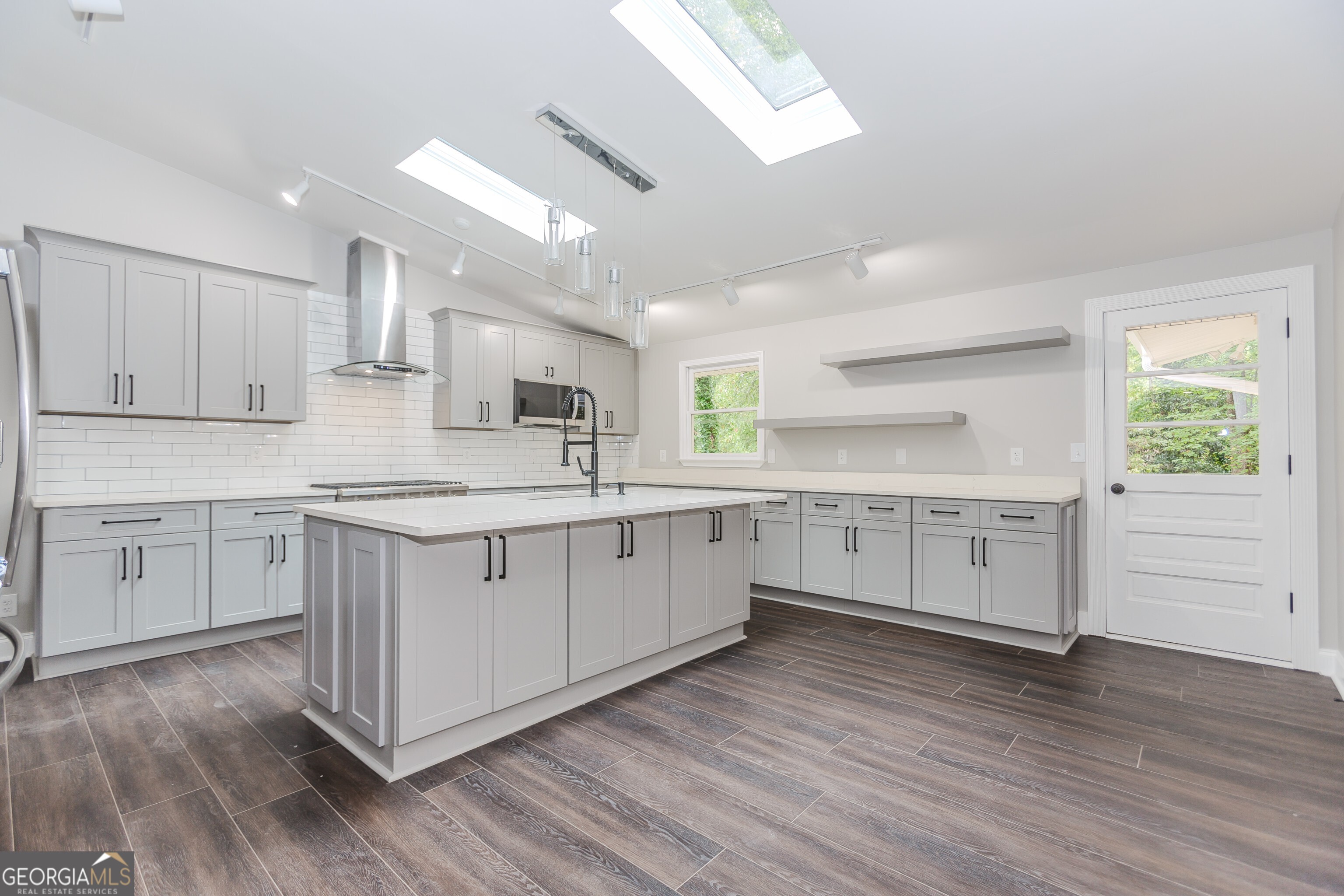 247 Old Timber Road
