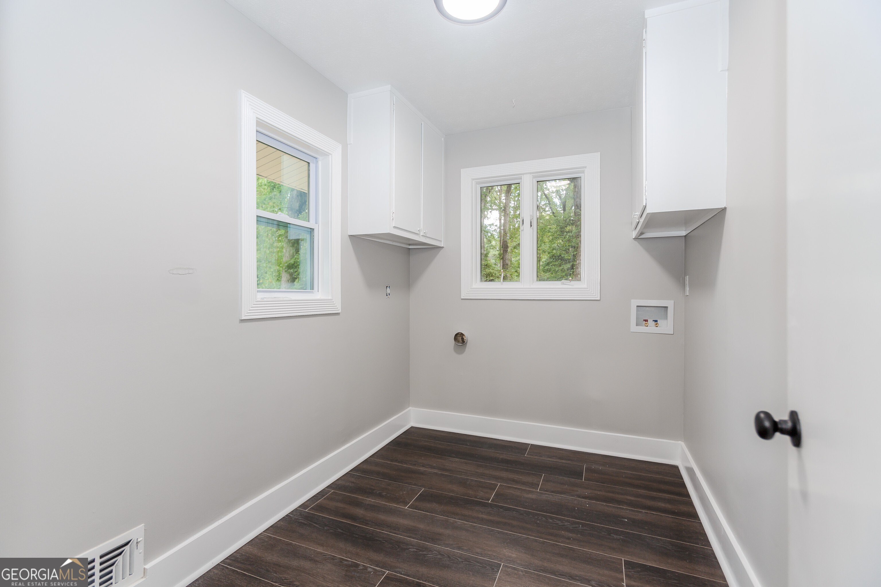 247 Old Timber Road