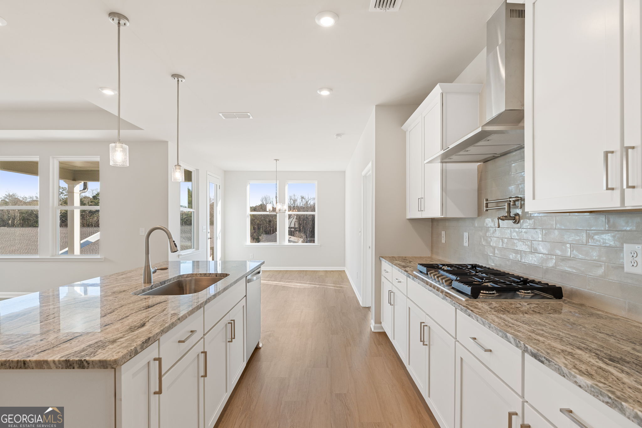 1590 Savory Way