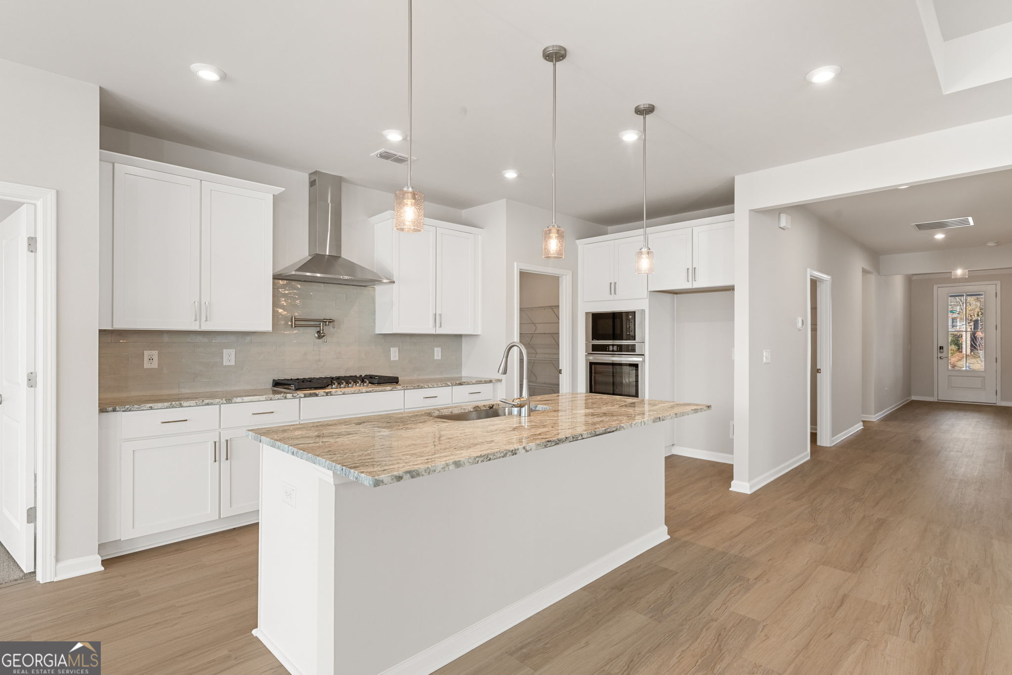 1590 Savory Way