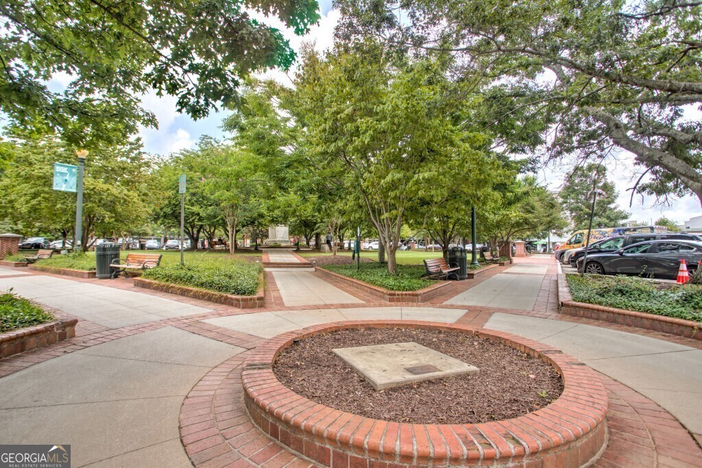 9110 Greenway Court