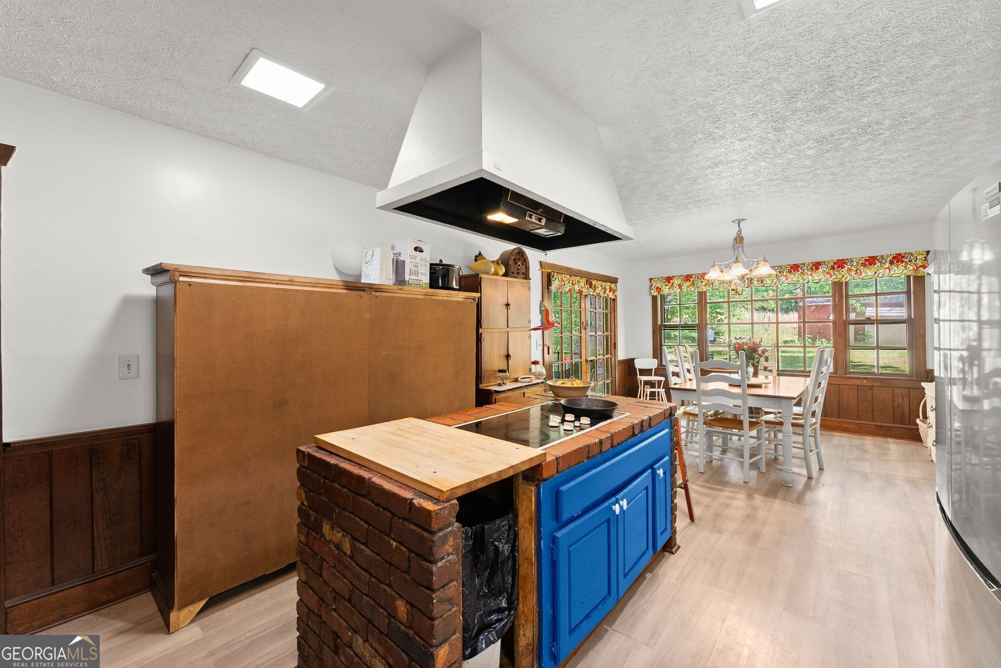 5141 Strickland Road