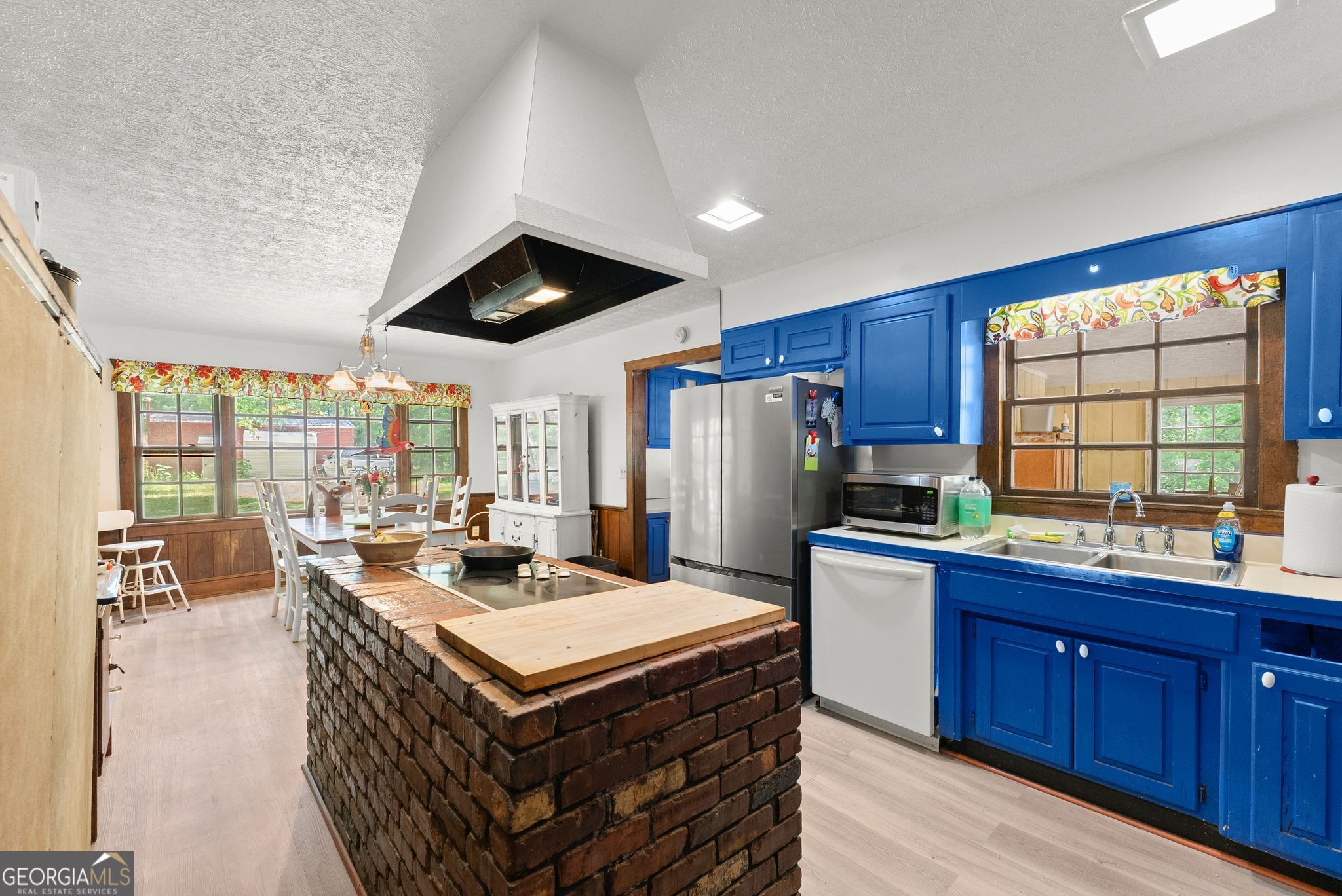 5141 Strickland Road