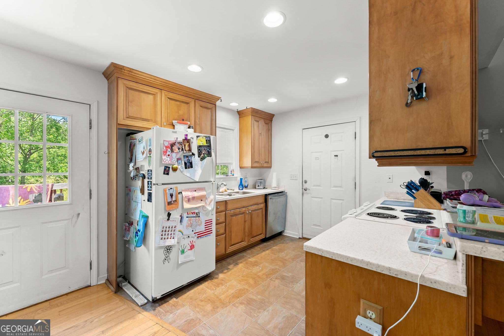 5137 Strickland Rd