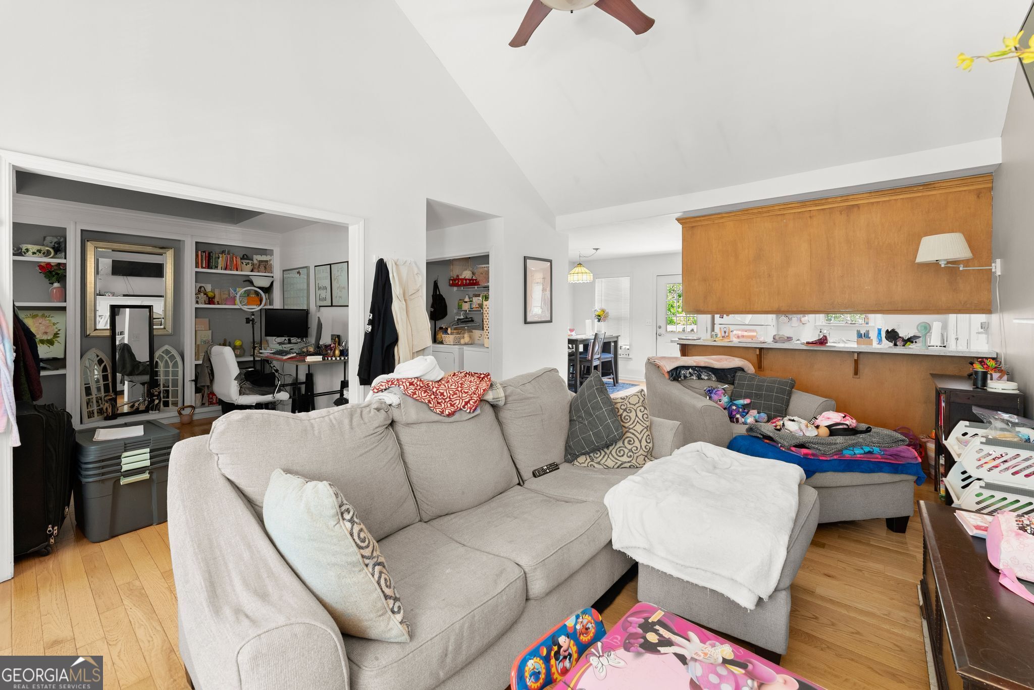 5137 Strickland Rd