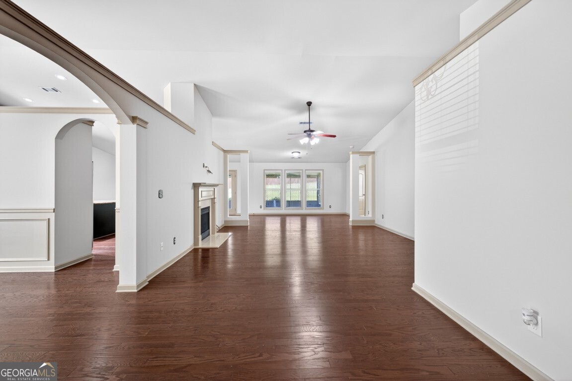 3148 Sag Harbor Court NE