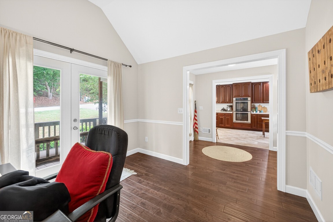465 Emerald Lake Lane