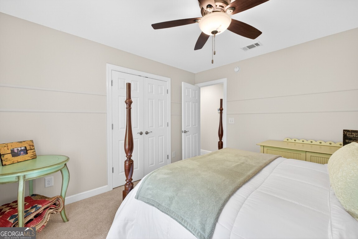 465 Emerald Lake Lane