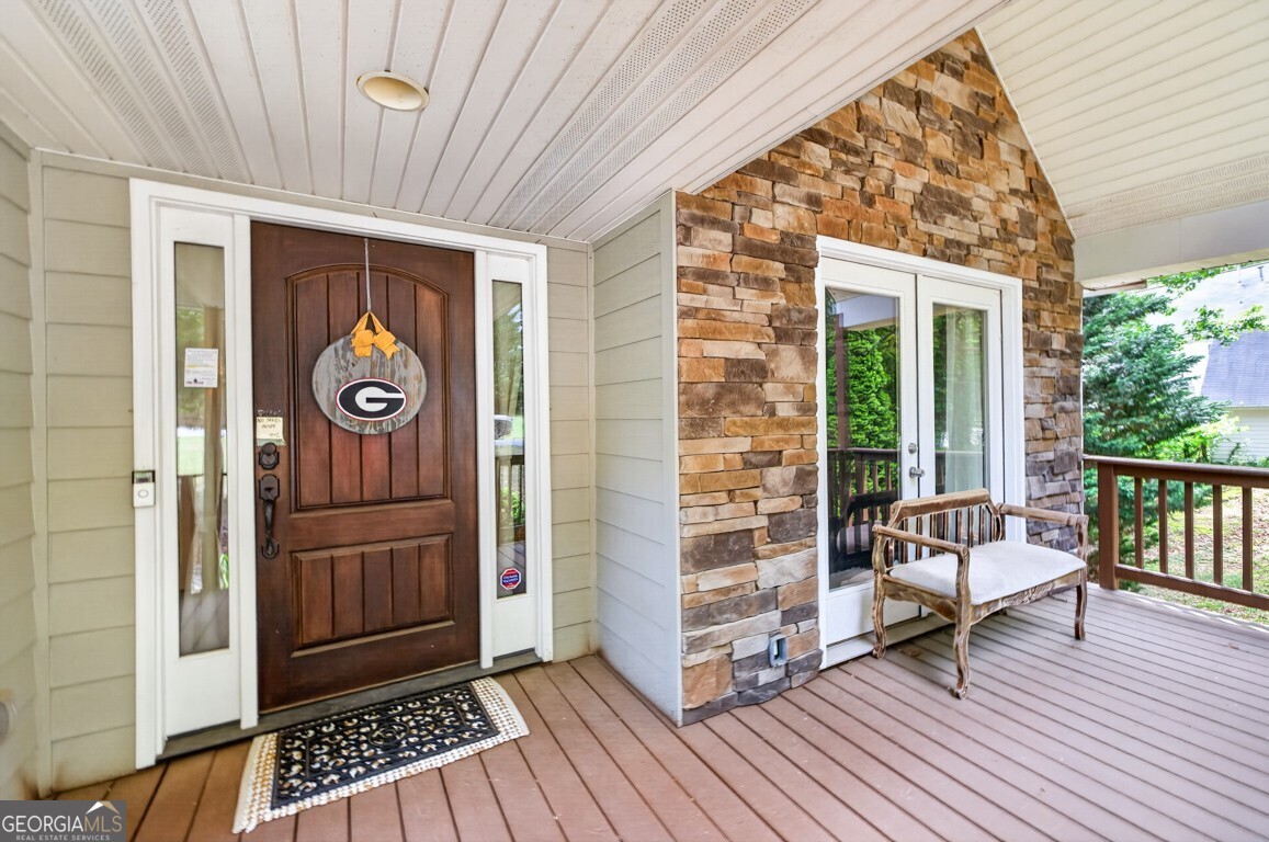 465 Emerald Lake Lane