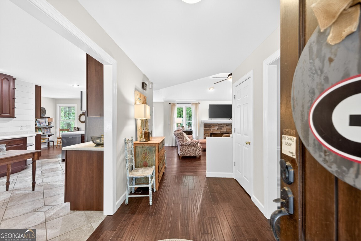 465 Emerald Lake Lane