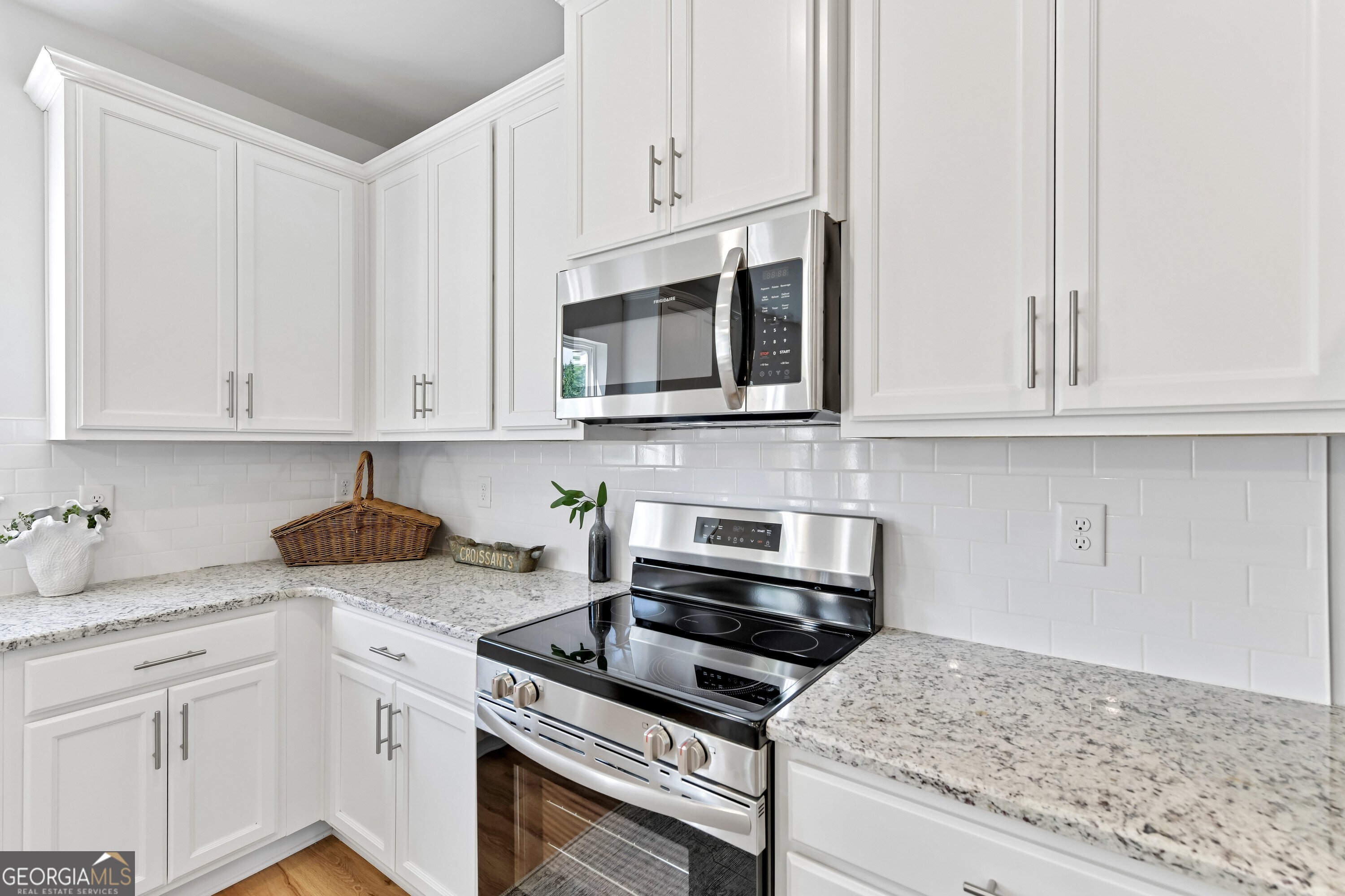 145 Greenview Court
