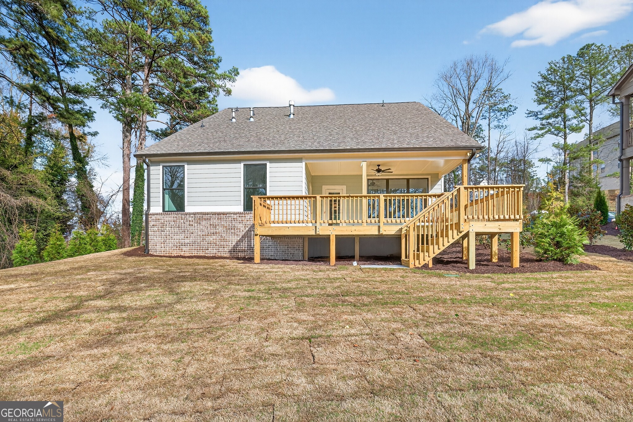 3275 Hilltop Circle