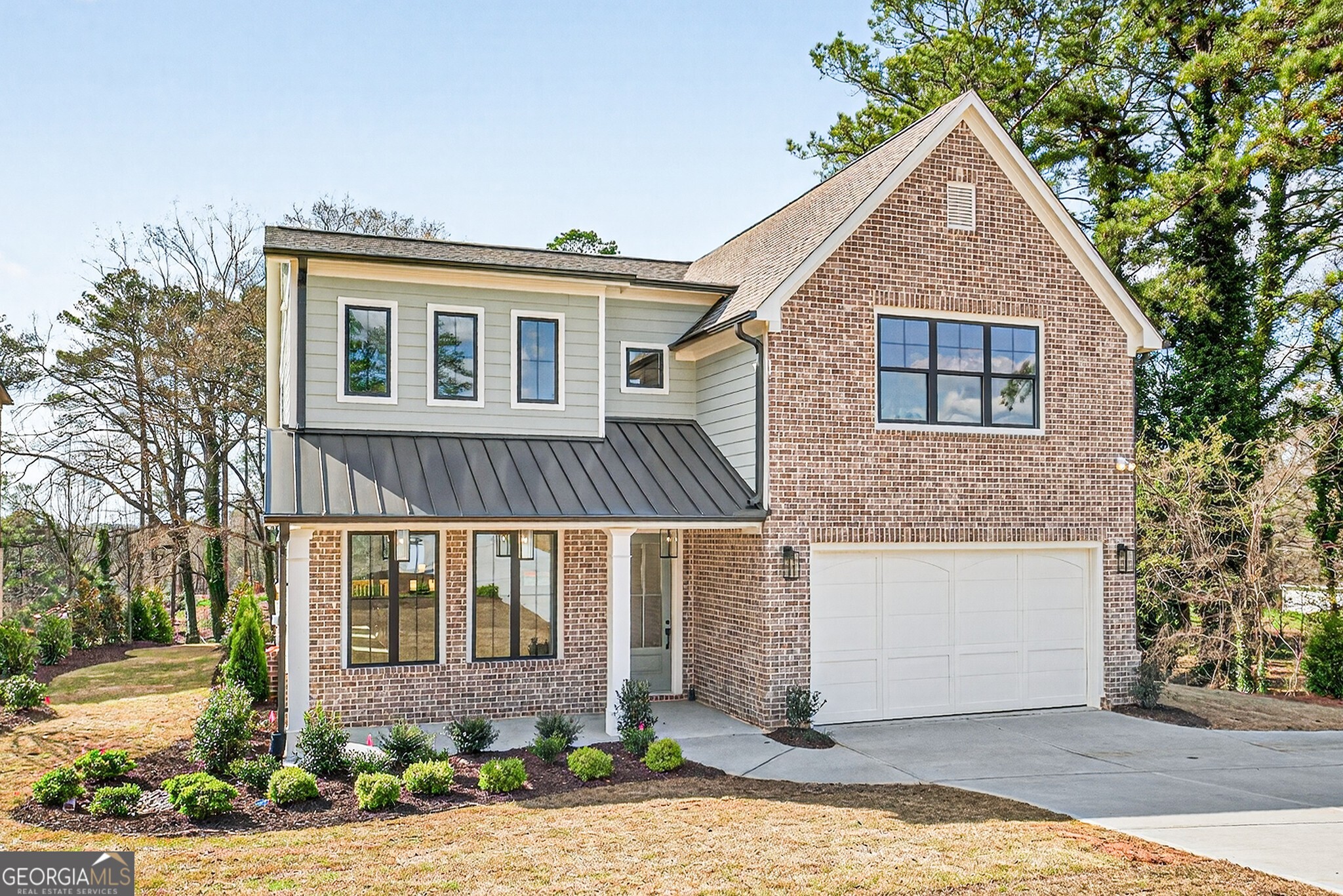3275 Hilltop Circle