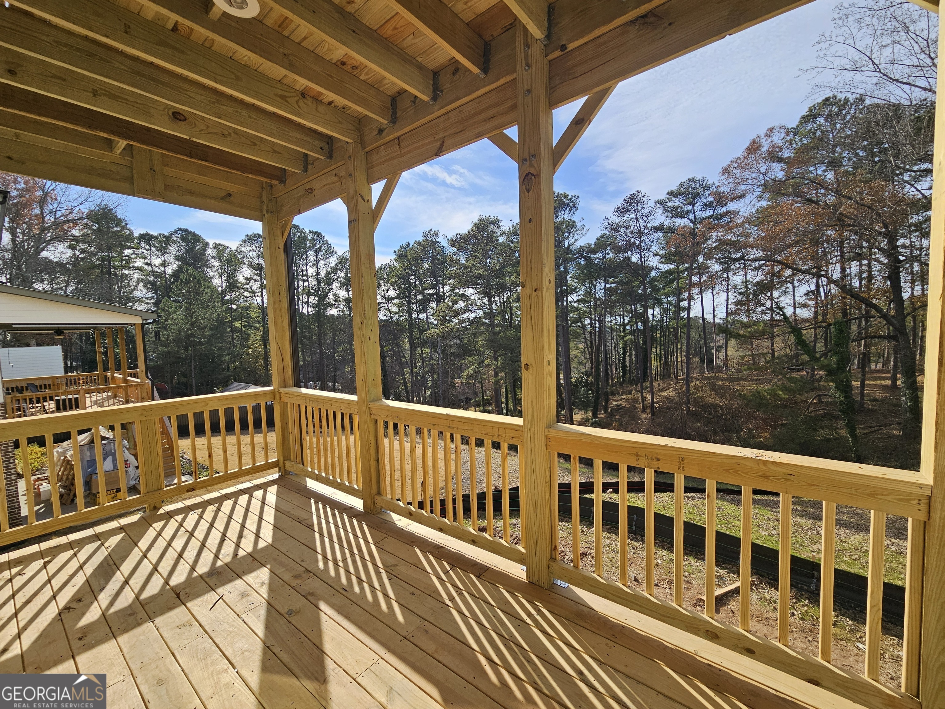 3265 Hilltop Circle