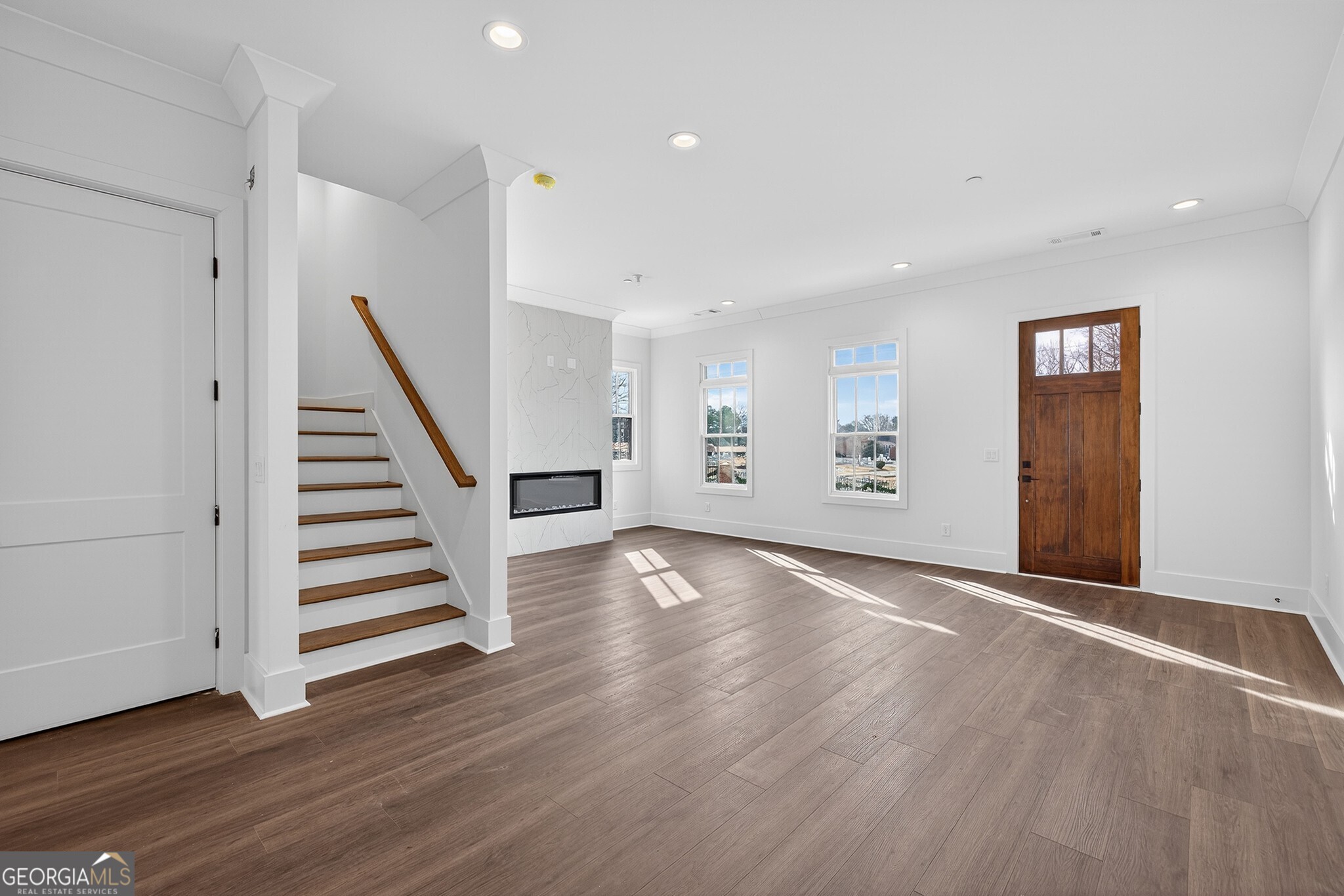 4810 Moonview Lane