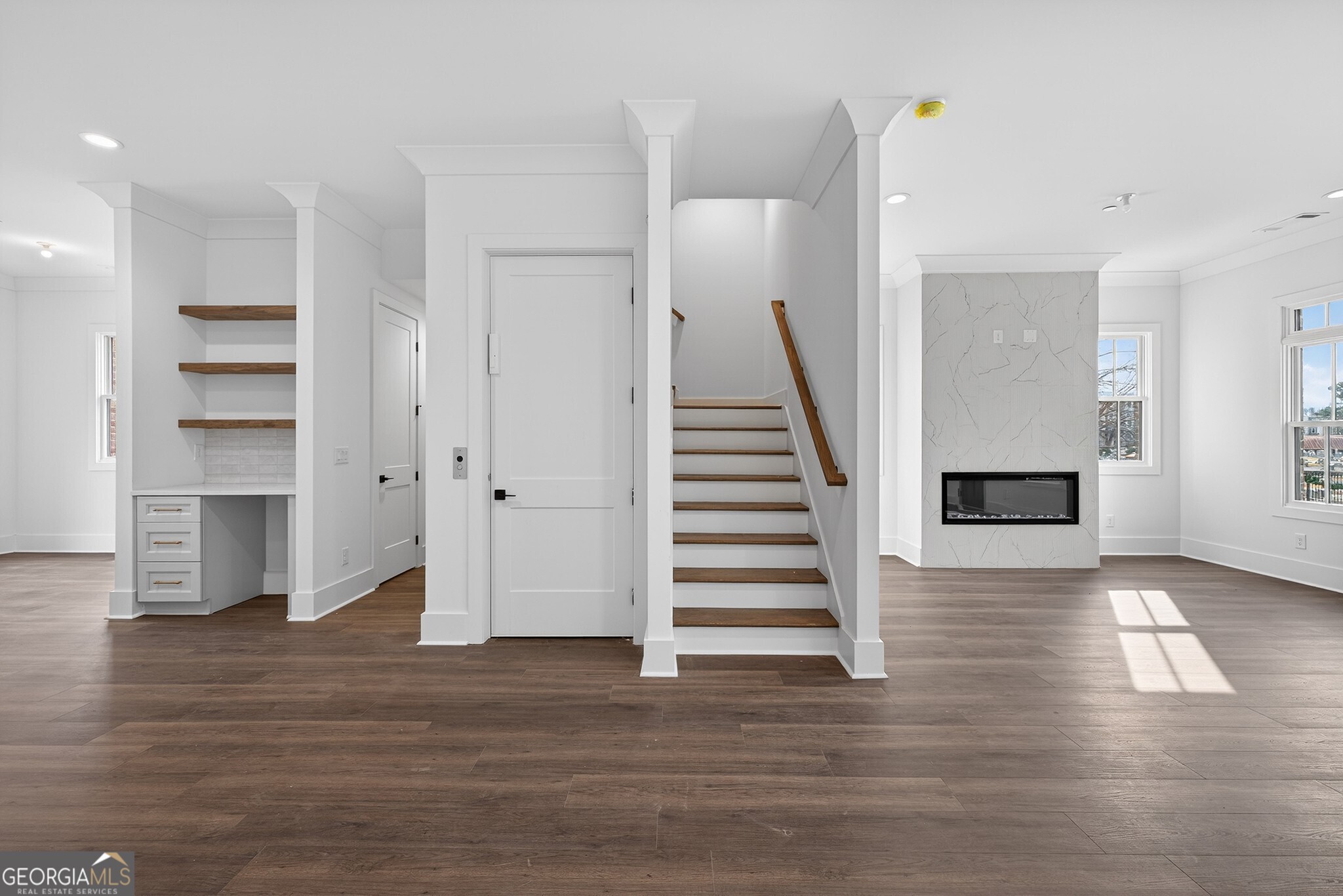 4810 Moonview Lane